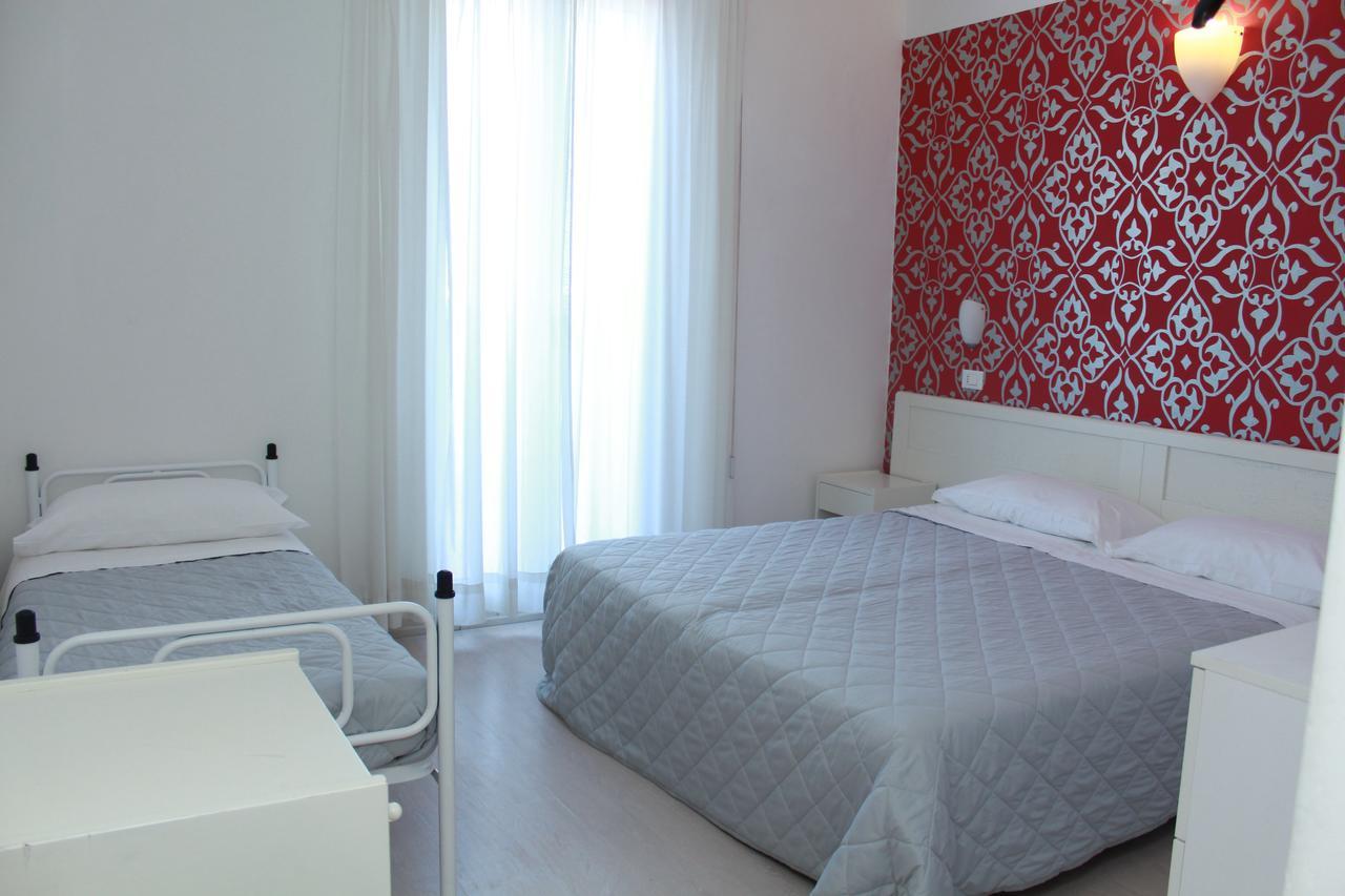 רימיני Hotel Stella Polare מראה חיצוני תמונה