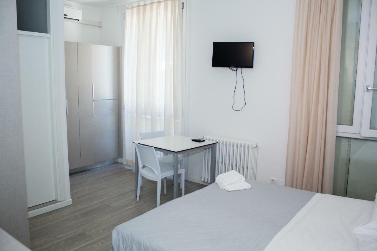 רימיני Hotel Stella Polare מראה חיצוני תמונה